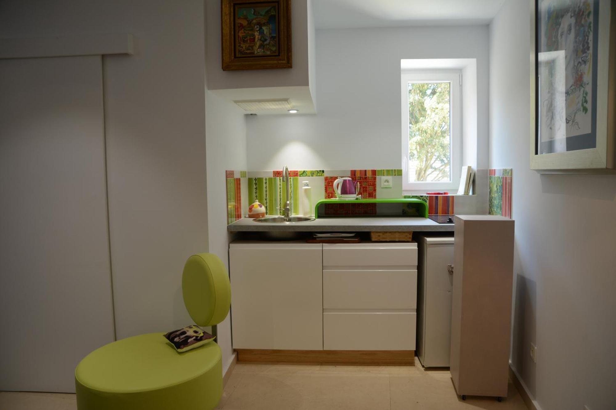 48 Urban Suites Dun-le-Palestel Eksteriør billede